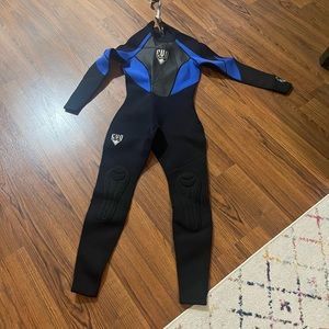 EVO Women’s 3mm Wetsuit - size 3/4